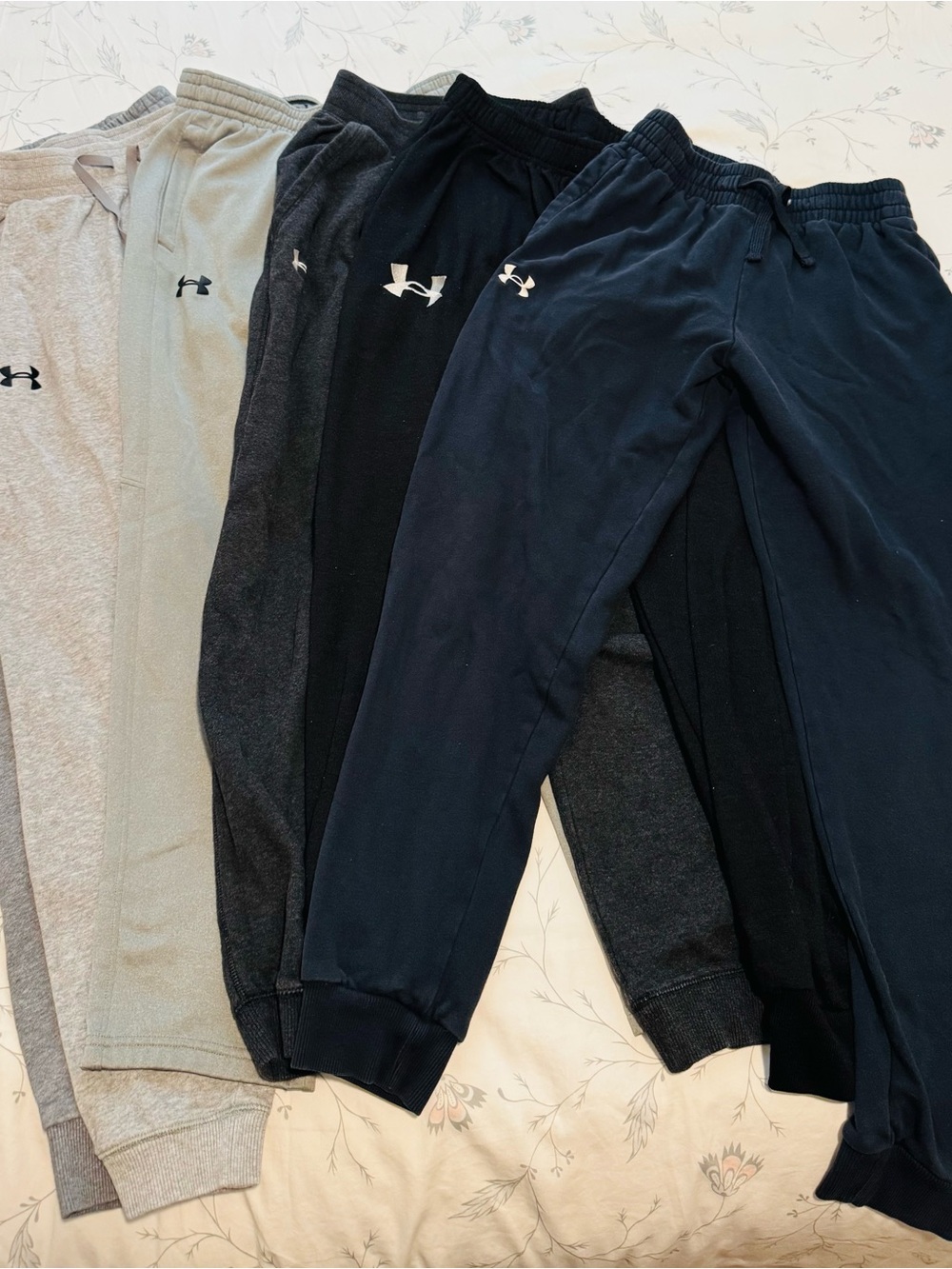 Under Armour Men’s Jogger Pants 6 Pack - Black, Gray, Light Gray - Picture 1 of 1